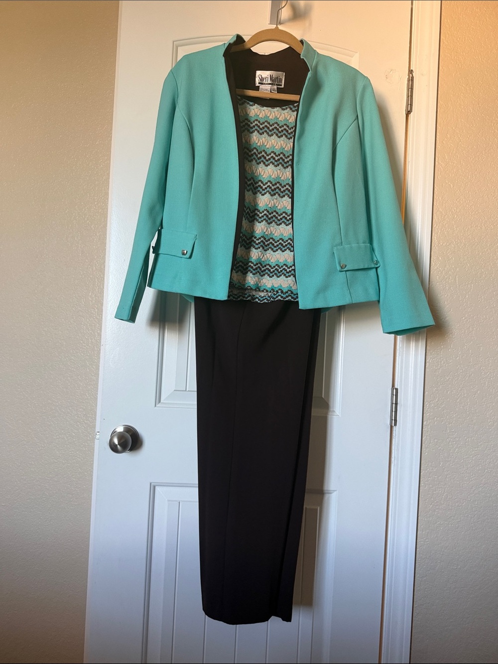 Sheri Martin Turquoise and Brown 3 piece suit.
